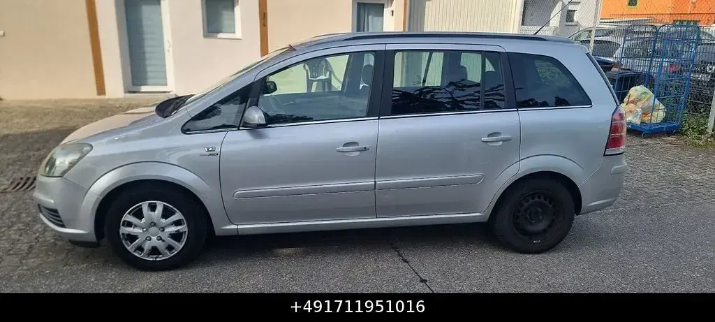 Gebraucht Opel Zafira Edition 140 PS (102 kW) 2006 Silber Van / Kleinbus