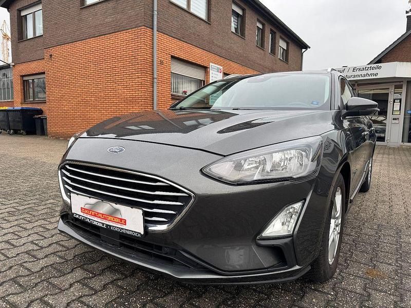 Gebraucht Ford Focus Cool & Connect 120 PS (88 kW) 2019 Grau Kombi
