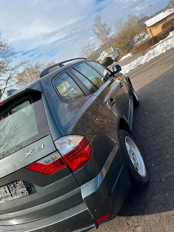 Gebraucht BMW X3 177 PS (130 kW) 2008 Grün SUV