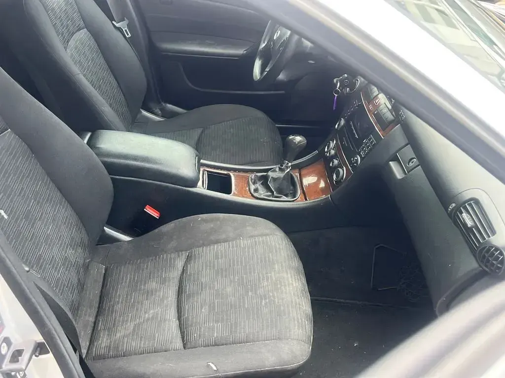 Gebraucht Mercedes C180 Elegance 143 PS (105 kW) 2006 Silber Limousine