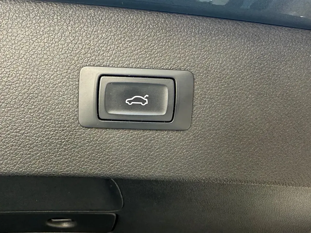 Gebraucht Audi A7 Ambiente 272 PS (200 kW) 2014 Grau Kleinwagen