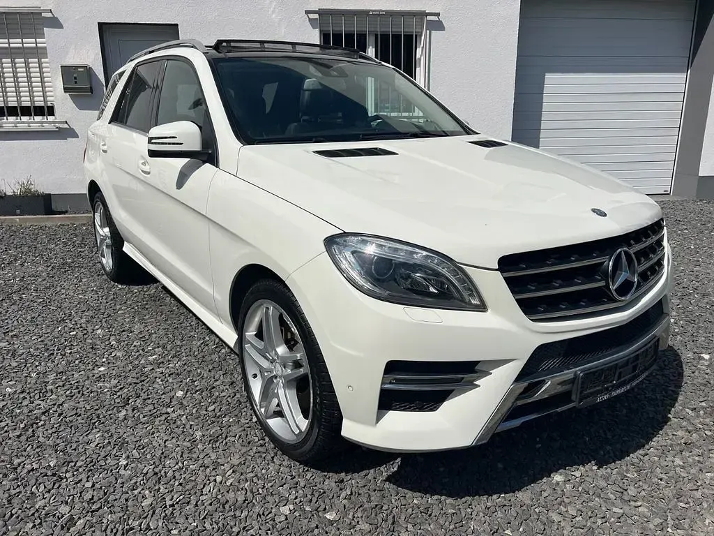 Gebraucht Mercedes ML350 AMG 258 PS (189 kW) 2013 Weiß SUV