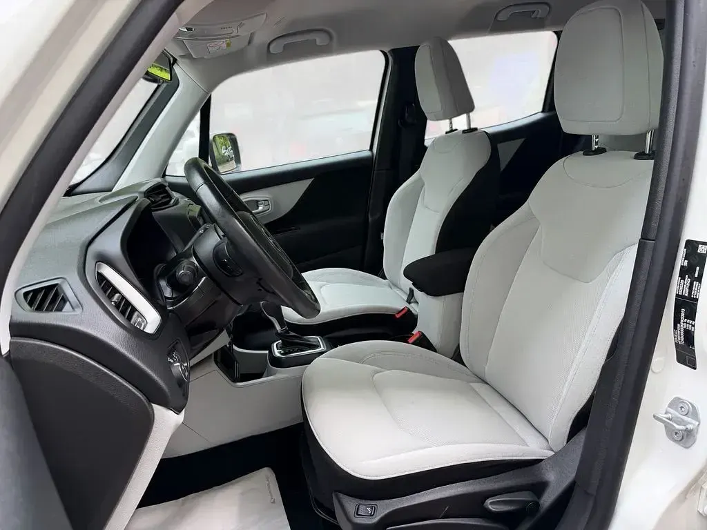 Gebraucht Jeep Renegade Longitude 150 PS (110 kW) 2019 Weiß SUV