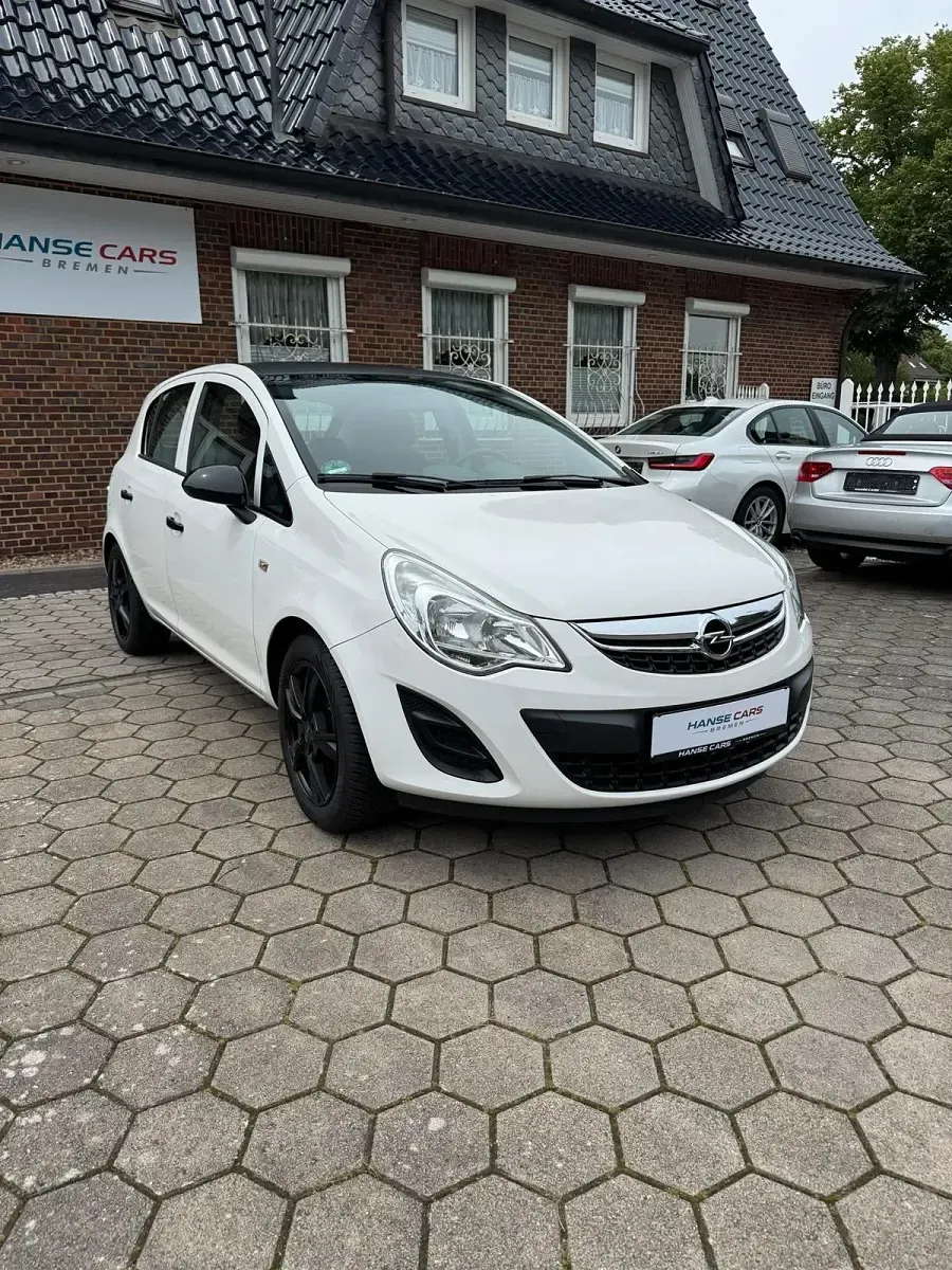Gebraucht Opel Corsa 87 PS (63 kW) 2013 Weiß Kleinwagen