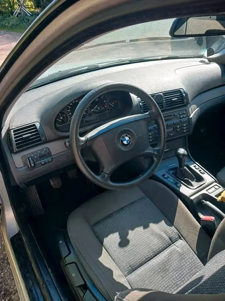 Gebraucht BMW 316 116 PS (85 kW) 2004 Silber Kombi