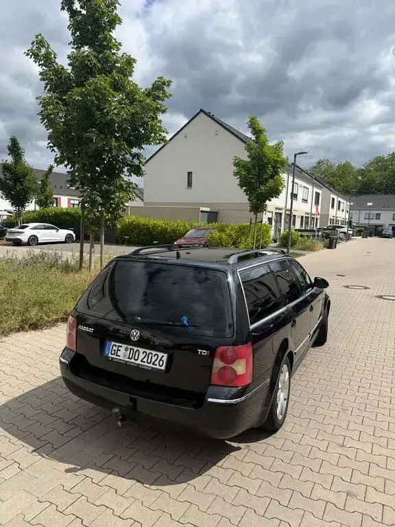 Gebraucht VW Passat Exclusive 131 PS (96 kW) 2004 Schwarz Limousine