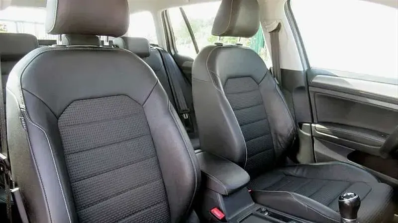 Gebraucht VW Golf VII 110 PS (80 kW) 2016 Grau / metallic Kombi