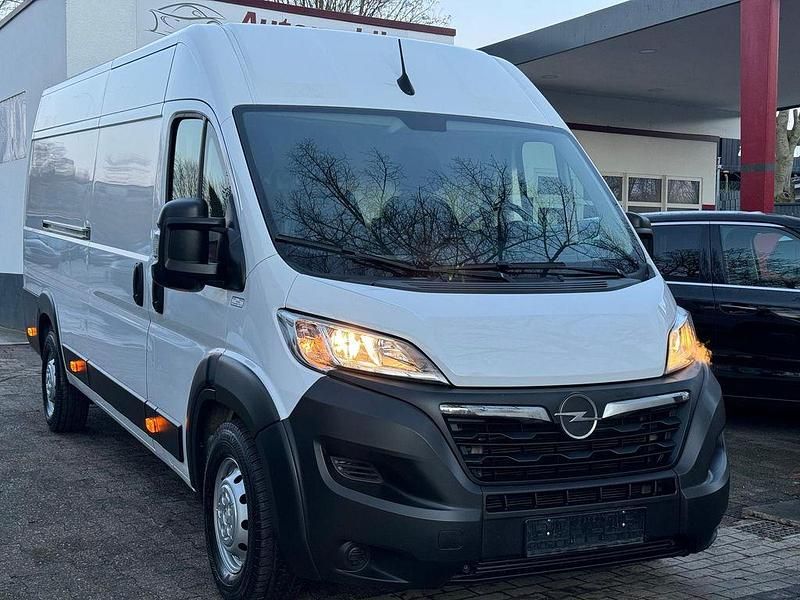 Gebraucht Opel Movano 165 PS (121 kW) 2023 Weiß Limousine