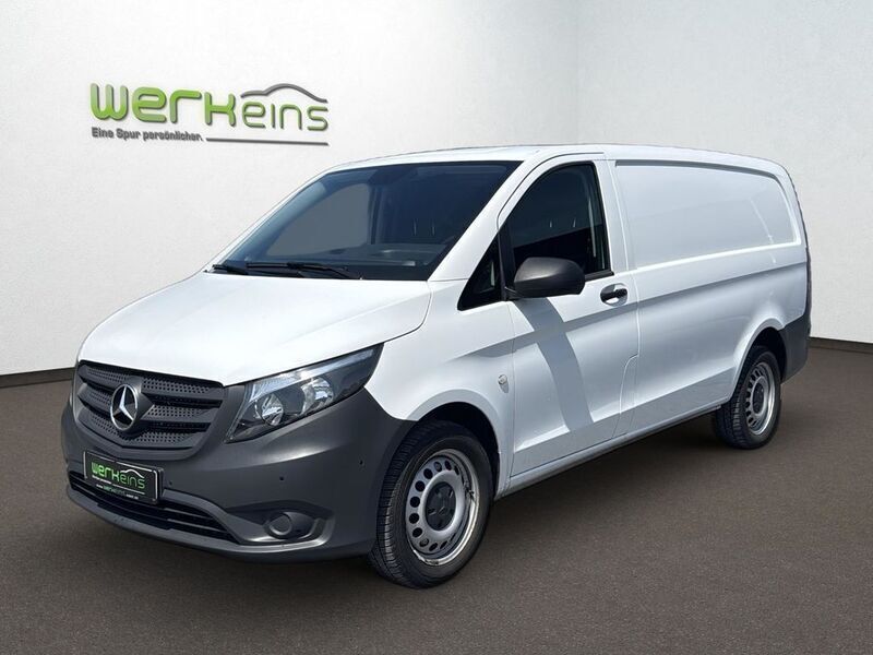 Weiß Gebraucht 2021 Mercedes Vito Van / Kleinbus | 27.950 € (Superpreis) - Bild 1/4