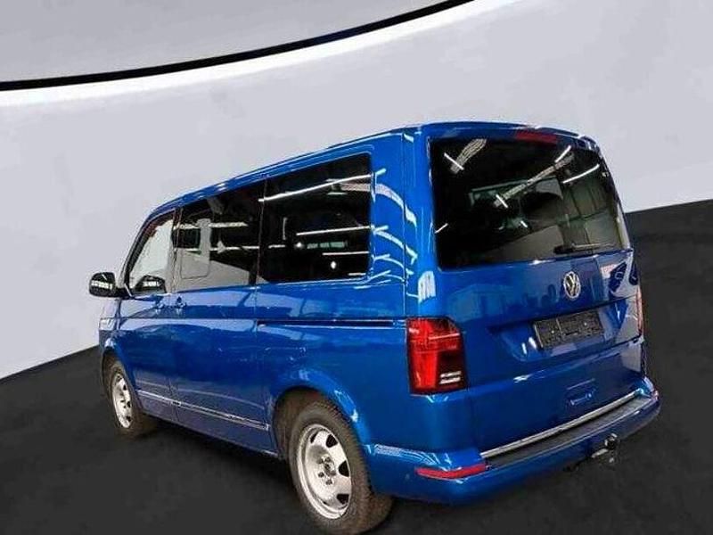 Second-hand VW Multivan Highline 204 CP (150 kW) 2021 Andere Monovolum