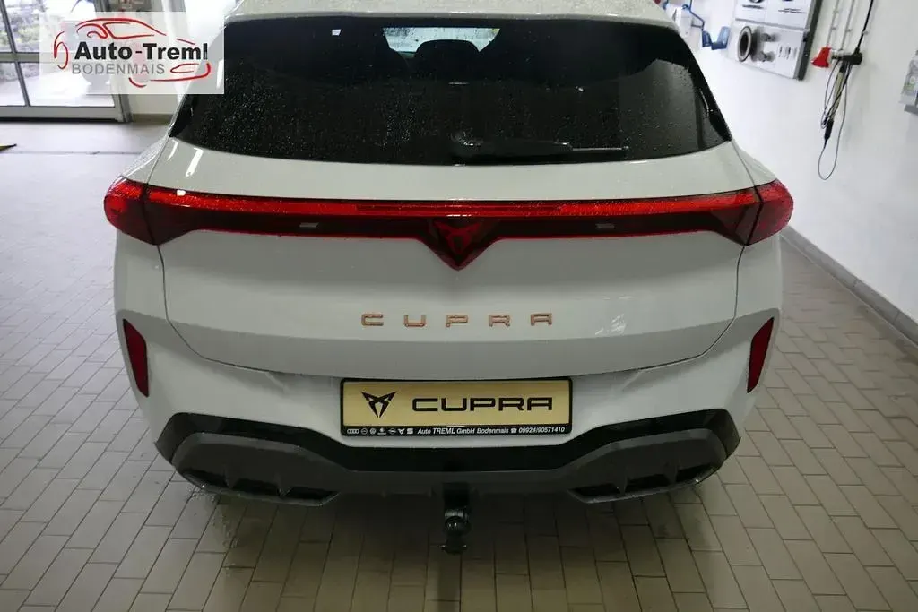 Neu Cupra Terramar 204 PS (150 kW) 2026 Glacial weiß SUV