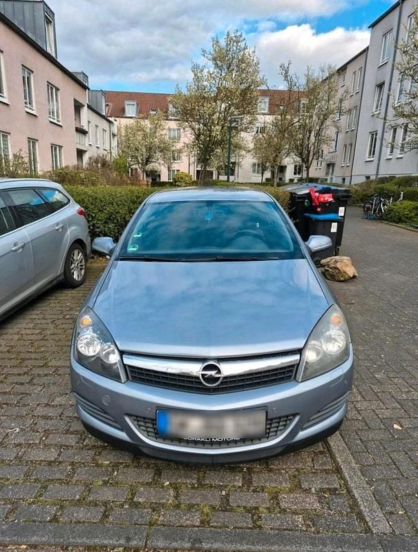 Gebraucht Opel Astra 90 PS (66 kW) 2007 Grau Coupé