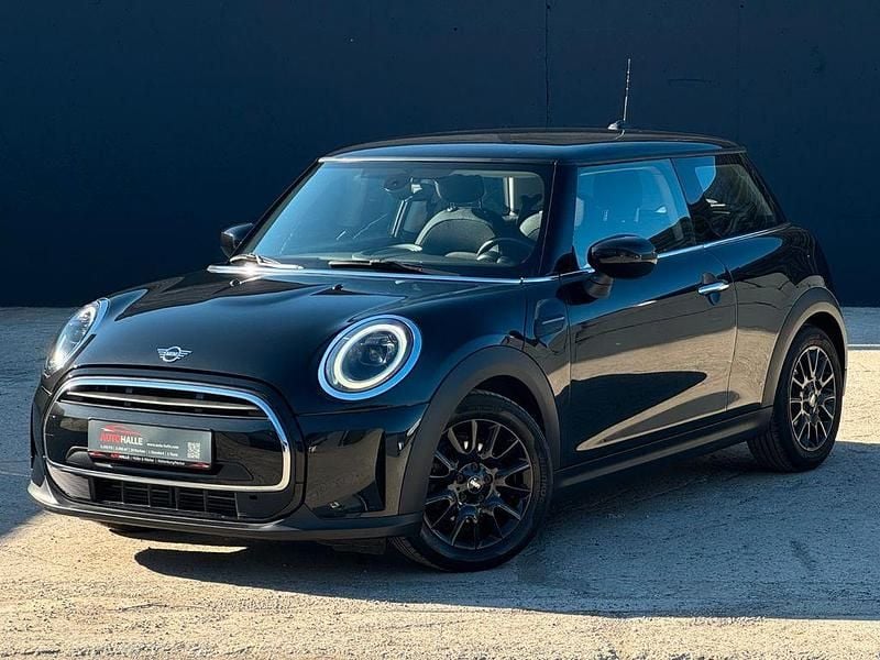 Schwarz Gebraucht 2022 Mini ONE Kleinwagen | 19.990 € (Fairer Preis) - Bild 1/4