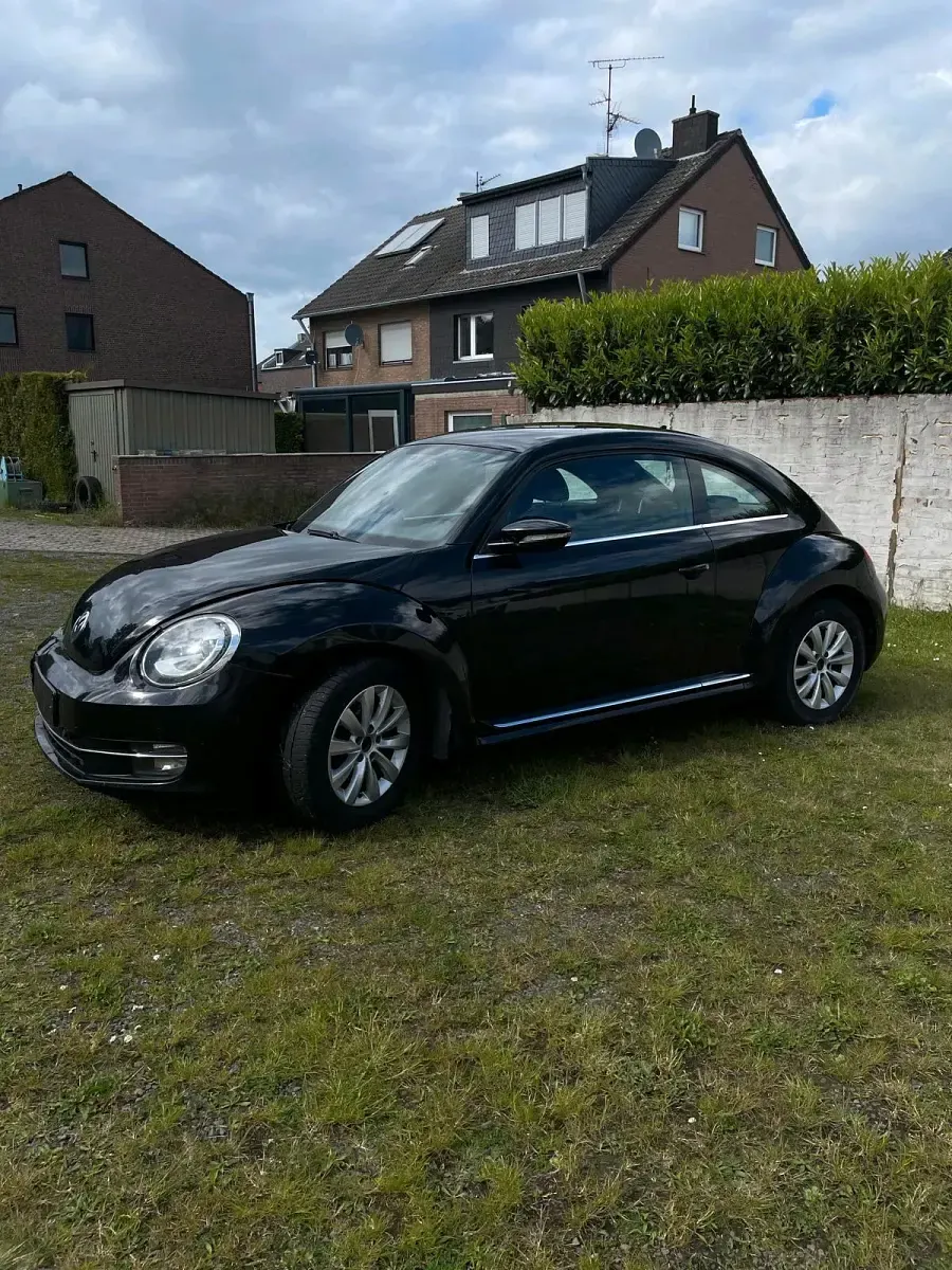 Używany VW Beetle 105 KM (77 kW) 2012 Czarny Hatchback