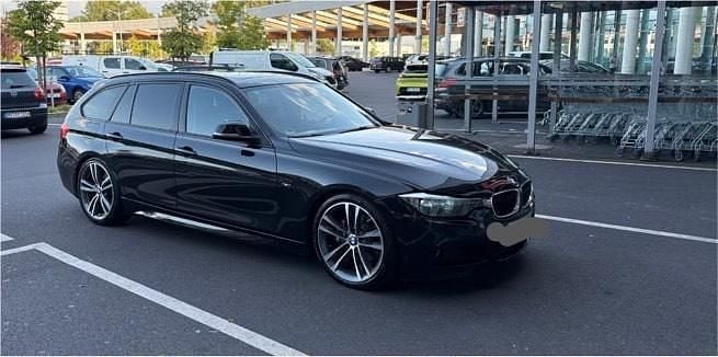 Schwarz Gebraucht 2012 BMW 330 M Sport Kombi | 8.800 € (Superpreis) - Bild 1/4