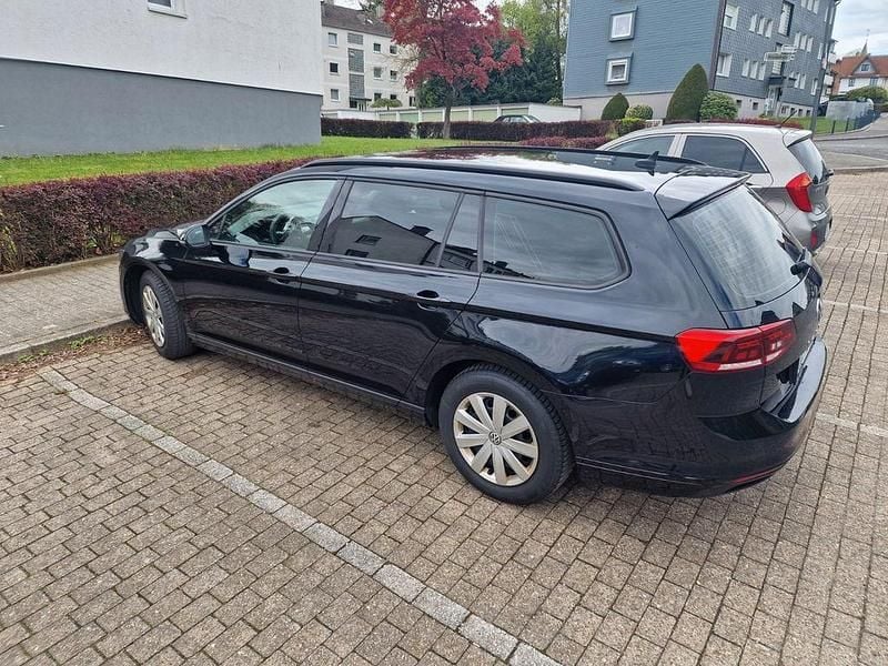 Second-hand VW Passat 120 CP (88 kW) 2019 Negru Break