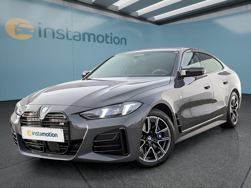 Grau Gebraucht 2025 BMW M440 Limousine | 59.949 € (Superpreis) - Bild 1/4