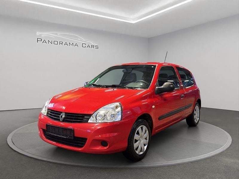 Rot Gebraucht 2011 Renault Clio II Kleinwagen | 2.900 € (Fairer Preis) - Bild 1/4