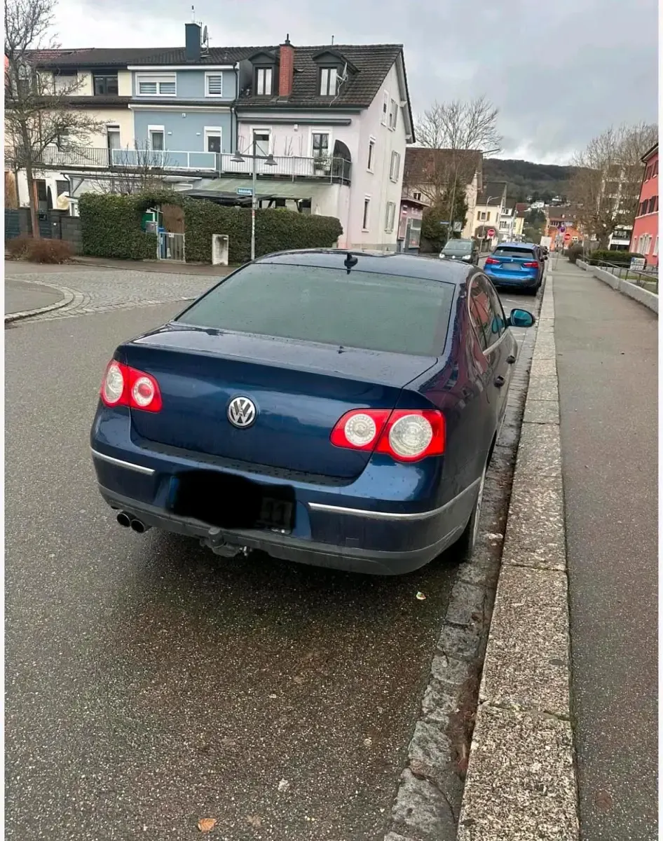 Gebraucht VW Passat 200 PS (147 kW) 2009 Blau Limousine