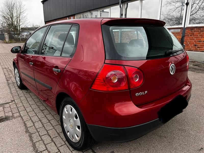 Gebraucht VW Golf IV 75 PS (55 kW) 2005 Rot Limousine