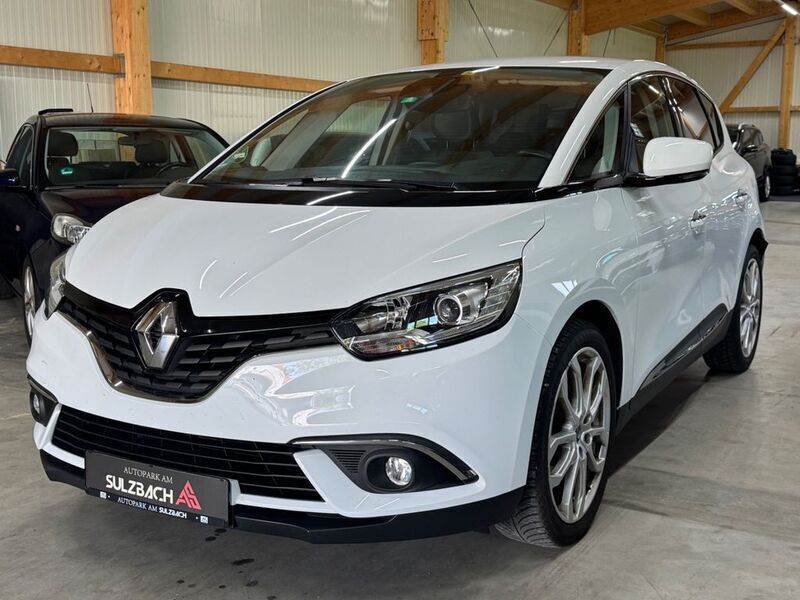 Weiß Gebraucht 2017 Renault Scénic IV Experience Van / Kleinbus | 10.490 € (Guter Preis) - Bild 1/4