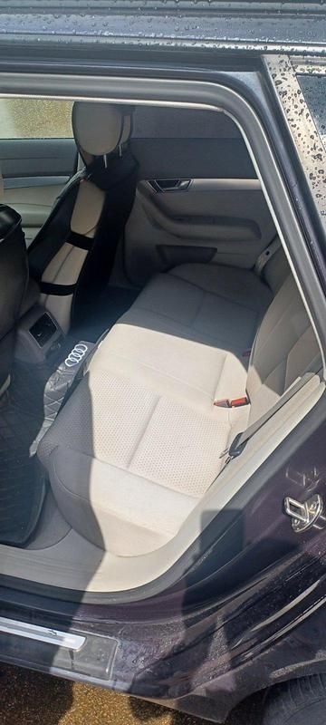 Gebraucht Audi A6 190 PS (139 kW) 2011 Grau Kombi