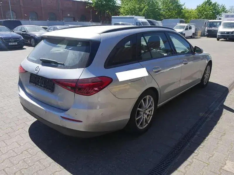 Gebraucht Mercedes C220 Business 200 PS (147 kW) 2023 Silber Kombi