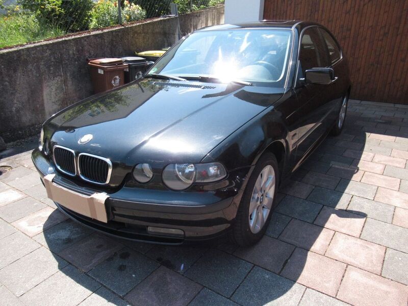Schwarz Gebraucht 2005 BMW 316 Compact Advantage Kleinwagen | 1.680 € (Guter Preis) - Bild 1/4