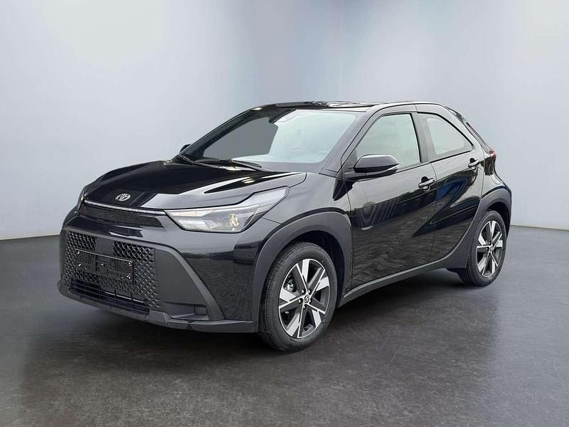 Neu Toyota Aygo X Comfort 116 PS (85 kW) 2025 Black mica metallic SUV