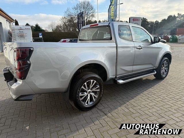 Neu Isuzu D-Max 163 PS (119 kW) 2025 Silber Abholung