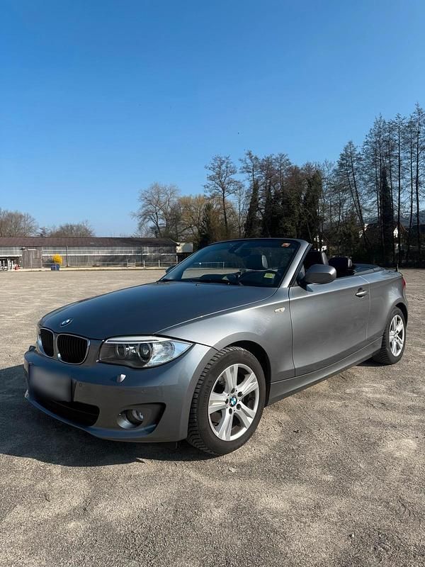 Gebraucht BMW 120 Cabriolet Advantage 177 PS (130 kW) 2011 Silber Cabrio