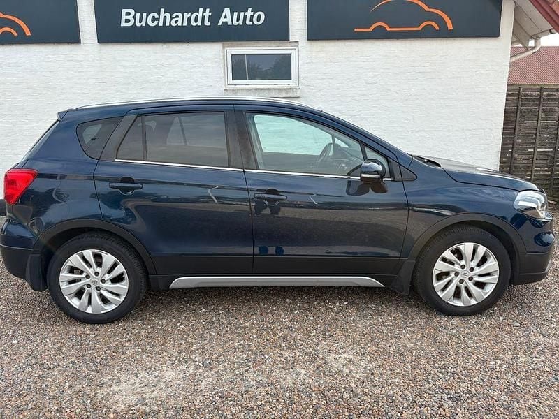 Blau Gebraucht 2017 Suzuki SX4 S-Cross Active SUV | 10.700 € (Fairer Preis) - Bild 1/4