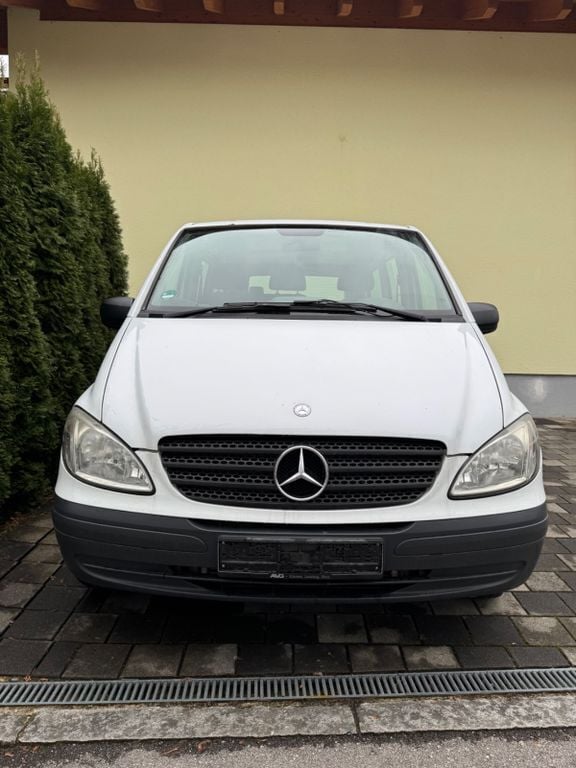 Gebraucht Mercedes Vito 116 PS (85 kW) 2010 Weiß Van