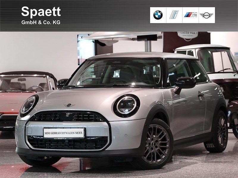 Silber Gebraucht 2024 Mini Cooper Classic Kleinwagen | 22.900 € (Superpreis) - Bild 1/4