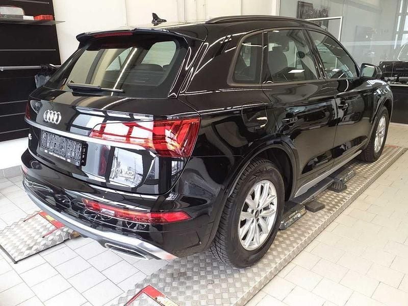 Gebraucht Audi Q5 S-Line 204 PS (150 kW) 2024 Mythosschwarz metallic SUV