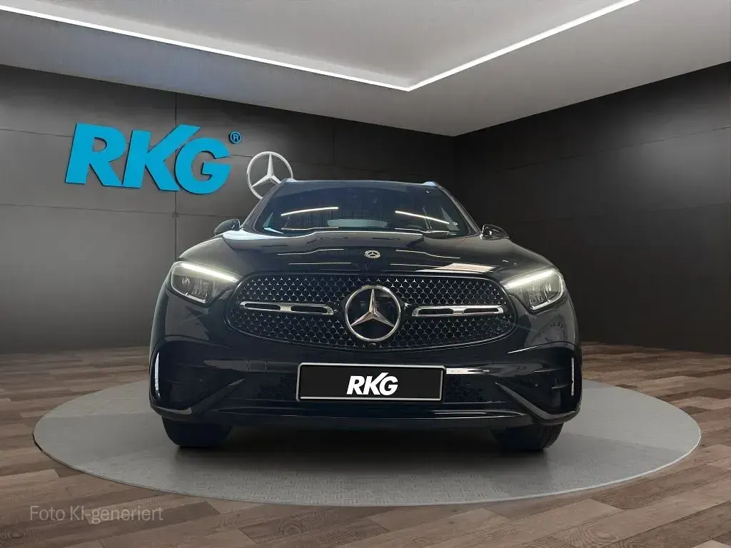 Gebraucht Mercedes GLC400d AMG 381 PS (280 kW) 2025 Schwarz SUV
