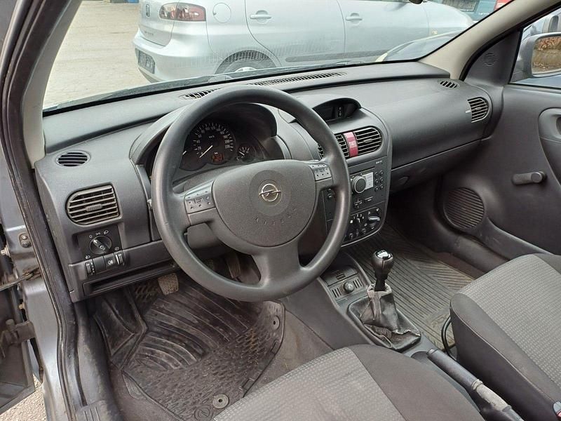 Gebraucht Opel Corsa 80 PS (58 kW) 2004 Grau Kleinwagen