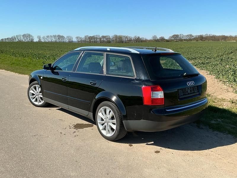 Usata Audi A4 Performance 131 CV (96 kW) 2002 Nero Station wagon