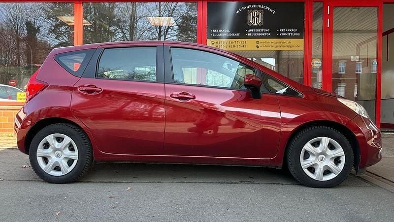Gebraucht Nissan Note 360º 80 PS (58 kW) 2014 Rot Kleinwagen