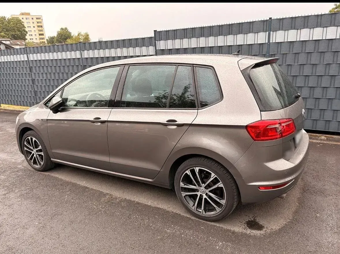 Gebraucht VW Golf Sportsvan 110 PS (80 kW) 2015 Grau Van / Kleinbus