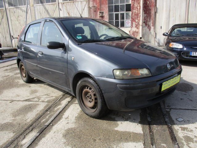 Gebraucht Fiat Punto Active 60 PS (44 kW) 2002 Andere farbe metallic Kleinwagen