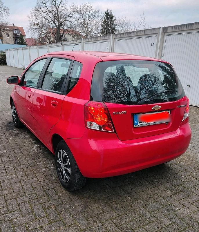 Rot Gebraucht 2008 Chevrolet Kalos Kleinwagen | 1.850 € (Fairer Preis) - Bild 1/4