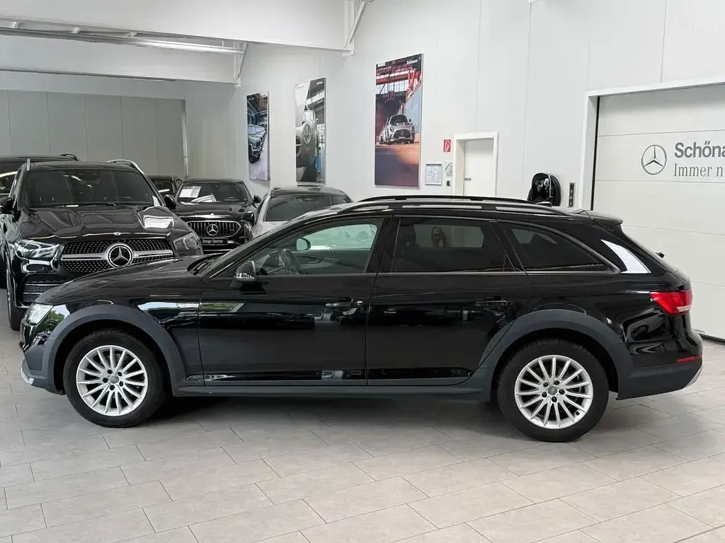 Gebraucht Audi A4 Allroad Comfort 163 PS (119 kW) 2018 Schwarz Kombi