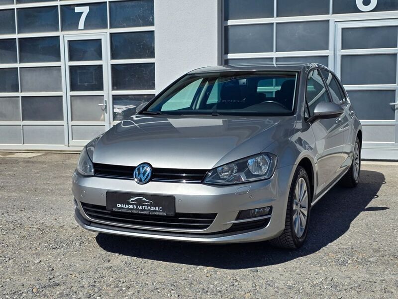 Silber Gebraucht 2013 VW Golf VII Comfortline Limousine | 9.999 € (Superpreis) - Bild 1/4