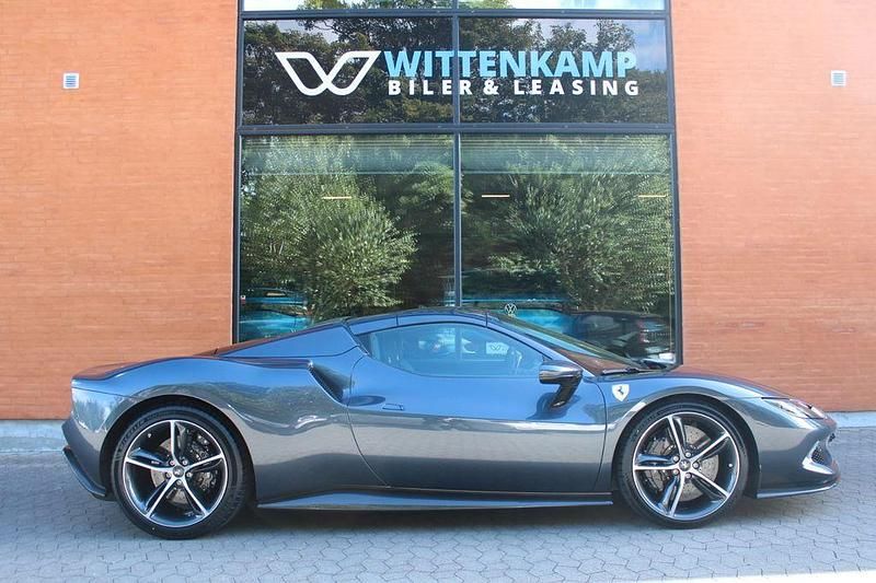 Neu Ferrari 296 829 PS (609 kW) 2025 Blau