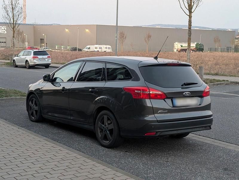 Gebraucht Ford Focus 120 PS (88 kW) 2016 Kombi
