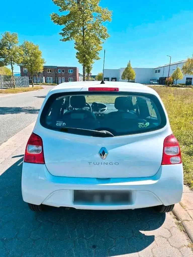 Używany Renault Twingo 75 KM (55 kW) 2011 Biały Hatchback