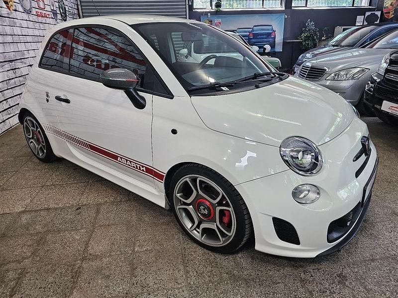 Gebraucht Abarth 500 135 PS (99 kW) 2009 Weiß Kleinwagen