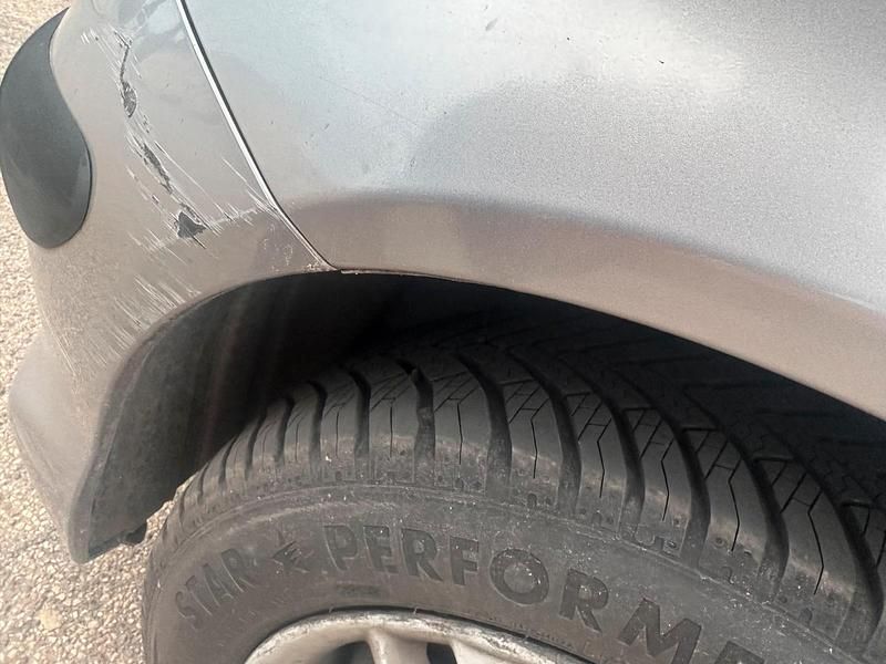 Gebraucht Honda Jazz 78 PS (57 kW) 2004 Silber Kleinwagen