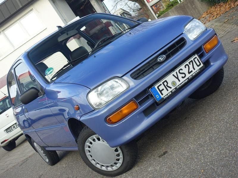 Blau Gebraucht 1995 Daihatsu Cuore Kleinwagen | 2.500 € - Bild 1/4